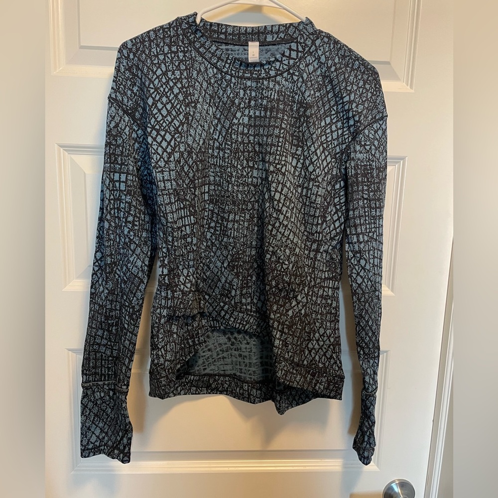 Lululemon long sleeve shirt